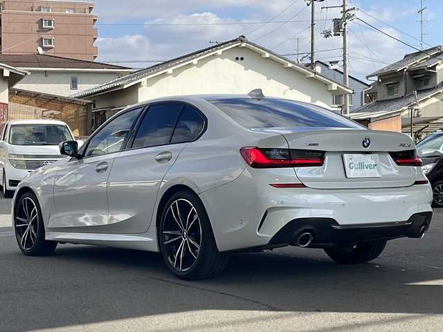 ＢＭＷ ＢＭＷ ３２０ｄ xDrive Mスポーツ 福島県 2019(令1)年 2.6万km 白 4WD/純正ナビ（BT、USB）/360度カメラ/前後コーナーセンサー/ドライビングアシストプロ/OP19インチAW/ETC/黒本革レザーシート/パワーシート/シートヒーター/前後ドライブレコーダー/アンビエントライト