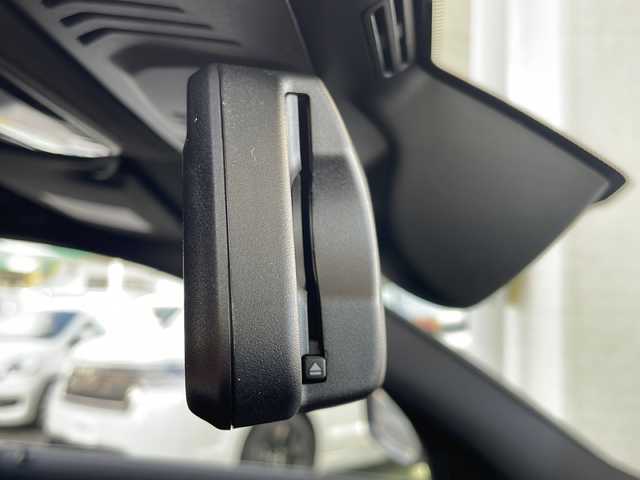 ＢＭＷ ＢＭＷ ３２０ｄ xDrive Mスポーツ 福島県 2019(令1)年 2.6万km 白 4WD/純正ナビ（BT、USB）/360度カメラ/前後コーナーセンサー/ドライビングアシストプロ/OP19インチAW/ETC/黒本革レザーシート/パワーシート/シートヒーター/前後ドライブレコーダー/アンビエントライト