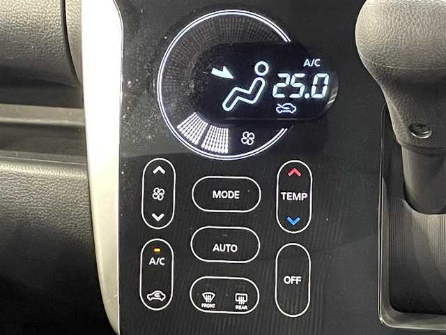 日産 デイズ ハイウェイスターX 愛知県 2018(平30)年 2万km オーシャンブルーP 純正ＳＤナビ　/（FM/AM/フルセグTV/CD・DVD再生/SD)/アラウンドビューモニター　/エマージェンシーブレーキ　/ビルトインＥＴＣ　/ＬＥＤヘッドライト　/車線逸脱警報　/コーナーセンサー　/オートマチックハイビーム　/アイドリングストップ　/フォグランプ/横滑り防止/純正フロアマット/プッシュスタート/　　-スマートキー