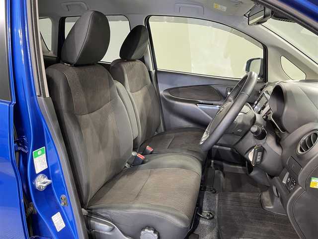 日産 デイズ ハイウェイスターX 愛知県 2018(平30)年 2万km オーシャンブルーP 純正ＳＤナビ　/（FM/AM/フルセグTV/CD・DVD再生/SD)/アラウンドビューモニター　/エマージェンシーブレーキ　/ビルトインＥＴＣ　/ＬＥＤヘッドライト　/車線逸脱警報　/コーナーセンサー　/オートマチックハイビーム　/アイドリングストップ　/フォグランプ/横滑り防止/純正フロアマット/プッシュスタート/　　-スマートキー
