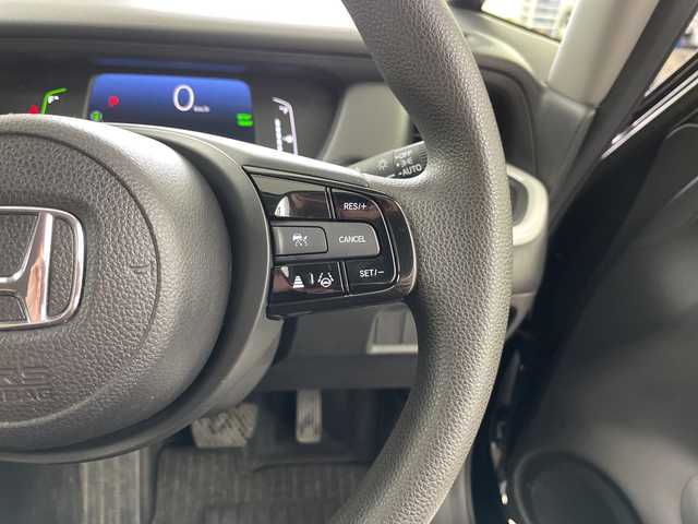 ホンダ フィット 道央・札幌 2023(令5)年 5.5万km クリスタルブラックパール ・4WD/Honda SENSING/・衝突軽減ブレーキ（CMBS）/・先行車発進お知らせ機能/・アダプティブクルーズコントロール/・車線維持支援システム（LKAS）/・ブラインドスポットインフォメーション/・社外ナビ/・Bluetooth/バックカメラ/・コンフォートパッケージ/・オートホールド/・ETC/・ビークルスタビリティアシスト/・オートライト/LEDライト/・横滑り防止