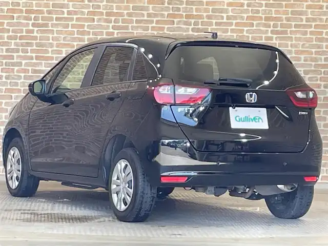 ホンダ フィット e:HEVベーシック 長野県 2023(令5)年 5.5万km クリスタルブラックパール ・4WD/Honda SENSING/・衝突軽減ブレーキ（CMBS）/・先行車発進お知らせ機能/・アダプティブクルーズコントロール/・車線維持支援システム（LKAS）/・ブラインドスポットインフォメーション/・社外ナビ/・Bluetooth/バックカメラ/・コンフォートパッケージ/・オートホールド/・ETC/・ビークルスタビリティアシスト/・オートライト/LEDライト/・横滑り防止