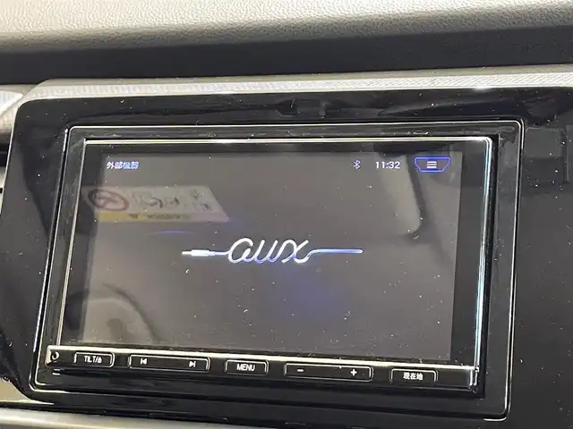 ホンダ フィット e:HEVベーシック 長野県 2023(令5)年 5.5万km クリスタルブラックパール ・4WD/Honda SENSING/・衝突軽減ブレーキ（CMBS）/・先行車発進お知らせ機能/・アダプティブクルーズコントロール/・車線維持支援システム（LKAS）/・ブラインドスポットインフォメーション/・社外ナビ/・Bluetooth/バックカメラ/・コンフォートパッケージ/・オートホールド/・ETC/・ビークルスタビリティアシスト/・オートライト/LEDライト/・横滑り防止
