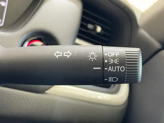 ホンダ フィット e:HEVベーシック 長野県 2023(令5)年 5.5万km クリスタルブラックパール ・4WD/Honda SENSING/・衝突軽減ブレーキ（CMBS）/・先行車発進お知らせ機能/・アダプティブクルーズコントロール/・車線維持支援システム（LKAS）/・ブラインドスポットインフォメーション/・社外ナビ/・Bluetooth/バックカメラ/・コンフォートパッケージ/・オートホールド/・ETC/・ビークルスタビリティアシスト/・オートライト/LEDライト/・横滑り防止