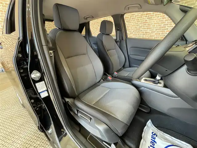 ホンダ フィット e:HEVベーシック 長野県 2023(令5)年 5.5万km クリスタルブラックパール ・4WD/Honda SENSING/・衝突軽減ブレーキ（CMBS）/・先行車発進お知らせ機能/・アダプティブクルーズコントロール/・車線維持支援システム（LKAS）/・ブラインドスポットインフォメーション/・社外ナビ/・Bluetooth/バックカメラ/・コンフォートパッケージ/・オートホールド/・ETC/・ビークルスタビリティアシスト/・オートライト/LEDライト/・横滑り防止