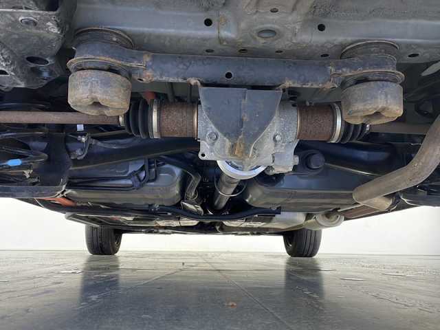 ホンダ フィット e:HEVベーシック 長野県 2023(令5)年 5.5万km クリスタルブラックパール 4WD/社外ナビ（FM/AM/Bluetooth/DISC/USB）/ホンダセンシング/・路外逸脱抑制機能/・踏み間違い衝突軽減システム/・パーキングセンサー警報/・衝突軽減ブレーキ/・先行車発進お知らせ機能/・標識認識機能/・パーキングセンサー/プッシュスタート/アイドリングストップ/スマートキー/AACエアコン/追従機能付きクルコン/ABS/横滑り防止装置/オートハイビーム/LEDヘッドライト/フロントガラス熱線/ドアミラーヒーター/電子パーキングブレーキ/オートブレーキホールド/ヘッドライトレベライザー/純正フロアマット/純正ホイールキャップ付きスチールホイール/保証書/取扱説明書