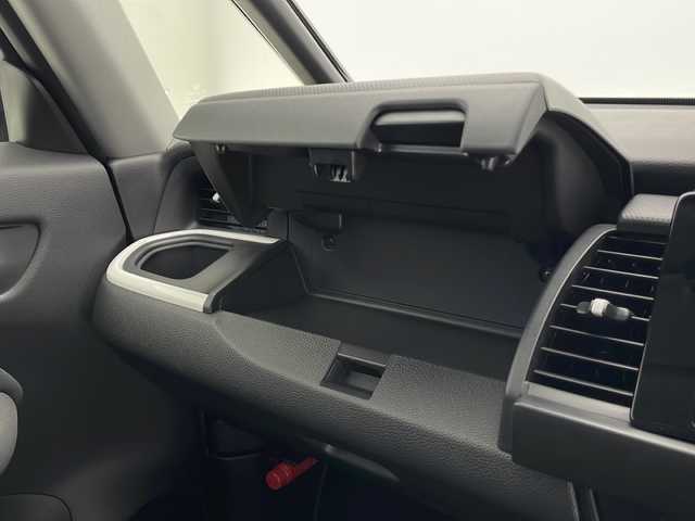 ホンダ フィット e:HEVベーシック 長野県 2023(令5)年 5.5万km クリスタルブラックパール 4WD/社外ナビ（FM/AM/Bluetooth/DISC/USB）/ホンダセンシング/・路外逸脱抑制機能/・踏み間違い衝突軽減システム/・パーキングセンサー警報/・衝突軽減ブレーキ/・先行車発進お知らせ機能/・標識認識機能/・パーキングセンサー/プッシュスタート/アイドリングストップ/スマートキー/AACエアコン/追従機能付きクルコン/ABS/横滑り防止装置/オートハイビーム/LEDヘッドライト/フロントガラス熱線/ドアミラーヒーター/電子パーキングブレーキ/オートブレーキホールド/ヘッドライトレベライザー/純正フロアマット/純正ホイールキャップ付きスチールホイール/保証書/取扱説明書