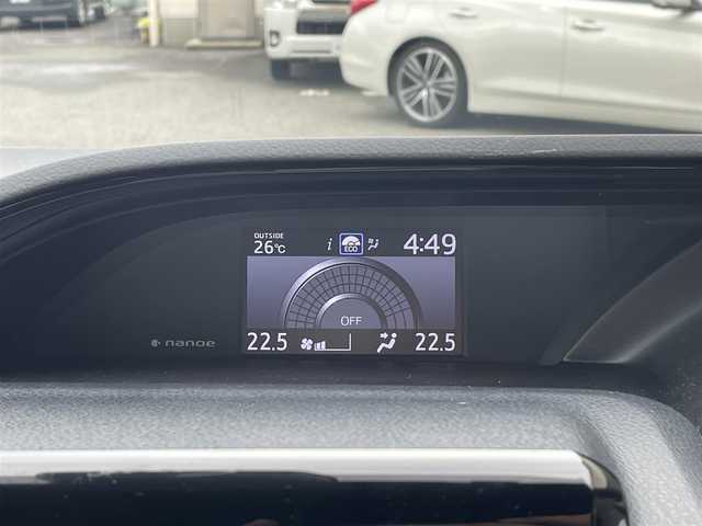 トヨタ ノア Si ダブルバイビーⅢ 和歌山県 2021(令3)年 2.8万km ホワイトパールクリスタルシャイン ディーラー純正メモリナビ/（AM/FM/CD/DVD/SD/SDREC/フルセグTV/Bluetooth）/前後ドラレコ/ワンオーナー/両側パワースライドドア/クルーズコントロール（追従なし）/プリクラッシュセーフティー/オートライト/オートハイビーム/ETC/プッシュスタート/純正フロアマット/純正ドアバイザー/取扱説明書/スペアキー×１