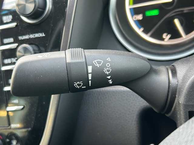 トヨタ カムリ WSレザーパッケージ 静岡県 2019(令1)年 2.6万km プラチナホワイトパールマイカ TRDフルエアロ/純正ディスプレイオーディオナビ/Bluetooth接続/フルセグTV/パドルシフト/バックカメラ/前方ドライブレコーダー/ビルトインETC/純正フロアマット/純正アルミホイール18インチ/前後コーナーセンサー/オートライト/オートマチックハイビーム/LEDヘッドライト/前席パワーシート/前席シートヒーター/レーダークルーズコントロール/ブラインドスポットモニター/横滑り防止装置/レーンキープアシスト/保証書/取扱説明書