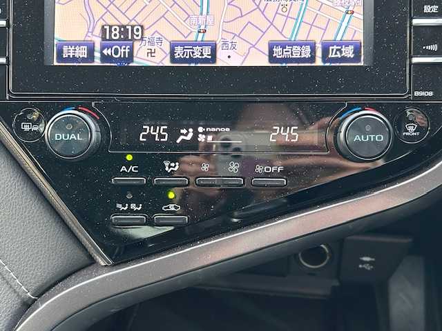 トヨタ カムリ WSレザーパッケージ 静岡県 2019(令1)年 2.6万km プラチナホワイトパールマイカ TRDフルエアロ/純正ディスプレイオーディオナビ/Bluetooth接続/フルセグTV/パドルシフト/バックカメラ/前方ドライブレコーダー/ビルトインETC/純正フロアマット/純正アルミホイール18インチ/前後コーナーセンサー/オートライト/オートマチックハイビーム/LEDヘッドライト/前席パワーシート/前席シートヒーター/レーダークルーズコントロール/ブラインドスポットモニター/横滑り防止装置/レーンキープアシスト/保証書/取扱説明書