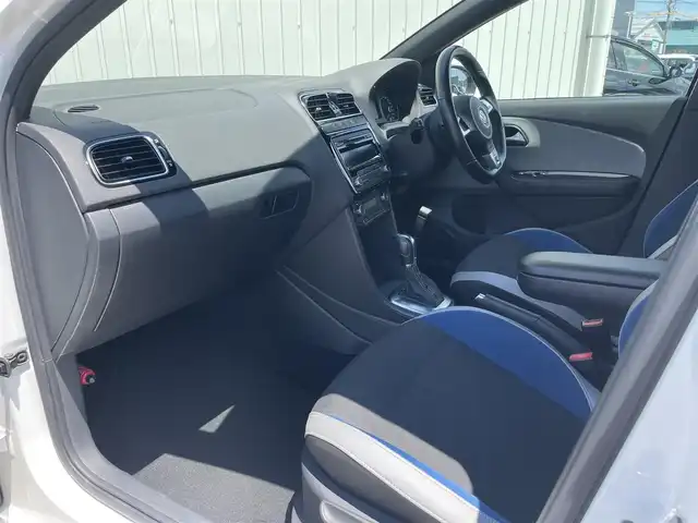 フォルクスワーゲン ポロ ブルーGTブルーモーション 富山県 2014(平26)年 7.1万km 白 CDオーディオ/コーナーセンサー/キーレス/クルーズコントロール