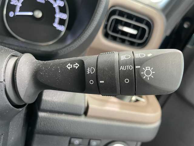 ダイハツ ムーヴ キャンバス セオリー G ターボ 鹿児島県 2022(令4)年 3.5万km レーザーブルークリスタルシャイン ・純正SDナビ（AM/FM/CD/DVD/TV/SD）/・ブルートゥース/・クルーズコントロール/・両側パワースライドドア/・衝突軽減ブレーキ/・USB/・横滑り防止装置/・アイドリングストップ/・コーナーセンサー（前後）/・純正アルミホイール/・オートライト/・ブレーキホールド/・プッシュスタート/・ハンドルスイッチ