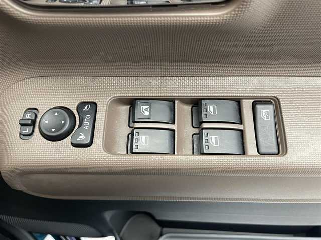 ダイハツ ムーヴ キャンバス セオリー G ターボ 鹿児島県 2022(令4)年 3.5万km レーザーブルークリスタルシャイン ・純正SDナビ（AM/FM/CD/DVD/TV/SD）/・ブルートゥース/・クルーズコントロール/・両側パワースライドドア/・衝突軽減ブレーキ/・USB/・横滑り防止装置/・アイドリングストップ/・コーナーセンサー（前後）/・純正アルミホイール/・オートライト/・ブレーキホールド/・プッシュスタート/・ハンドルスイッチ