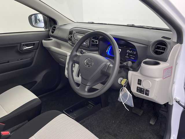 ダイハツ ミラ イース X リミテッド SAⅢ 栃木県 2024(令6)年 0.8万km シャイニングホワイトパール スマートアシストIII/・衝突回避支援ブレーキ機能/・衝突警報機能/・車線逸脱警報機能/・誤発進抑制制御機能/・先行車発進お知らせ機能/・前後コーナーセンサー/・オートハイビーム/純正オーディオ/・CD/AM/FM/AUX/電格ミラー/アイドリングストップ/LEDヘッドライト/リモコンキー/スペアキー×１/保証書