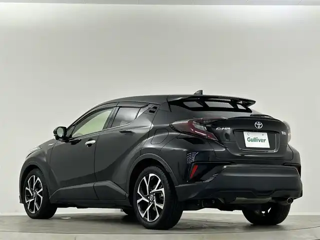 トヨタ Ｃ－ＨＲ G LEDエディション 埼玉県 2018(平30)年 3.7万km ブラックマイカ トヨタセーフティセンス　純正９インチナビ　フルセグＴＶ　Ｂｌｕｅｔｏｏｔｈ　バックカメラ　ＢＳＭ　レーダークルーズコントロール　ブラウンハーフレザーシート　前席シートヒーター　ドラレコ　ＥＴＣ