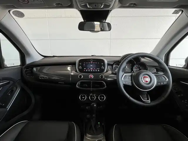 フィアット ５００Ｘ クロス 山形県 2021(令3)年 4.2万km グレーＭ 純正ディスプレイオーディオ/バックカメラ/Bluetooth/USB/黒レザーシート/衝突軽減ブレーキ/ACC/レーンキープアシスト/ブラインドスポットモニター/ルーフレール