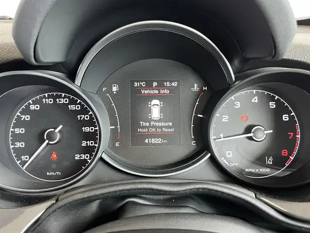 フィアット ５００Ｘ クロス 山形県 2021(令3)年 4.2万km グレーＭ 純正ディスプレイオーディオ/バックカメラ/Bluetooth/USB/黒レザーシート/衝突軽減ブレーキ/ACC/レーンキープアシスト/ブラインドスポットモニター/ルーフレール