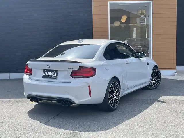 ＢＭＷ Ｍ２ コンペティション 栃木県 2020(令2)年 2.3万km ホッケンハイムシルバー インテリジェントセーフティ/コンフォートアクセス/3Ddesignフロントリップ/Schnitzerリヤスポイラー/ナビ/バックカメラ/ETC/パークディスタンスコントロール/ダコタレザーシート /パワーシート /シートヒーター /LEDヘッドライト/オートライト/クルーズコントロール/ドライブレコーダー/パドルシフト