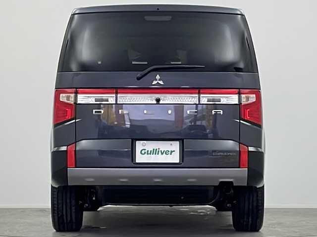 三菱 デリカＤ：５ シャモニー 大阪府 2025(令7)年 0.1千km グラファイトグレーメタリック/ブラックマイカ 登録済未使用車/専用ALPINE11型ナビ/【フルセグTV/Bluetooth/HDMI/CD/DVD/FM/AM】/全方位カメラ/パワーバックドア/ブラインドスポットモニター/両側パワースライドドア/前後コーナーセンサー/センターデフロック/三菱e-Assist/・車線逸脱警報システム/・レーダークルーズコントロール/・衝突被害軽減ブレーキシステム/・オートマチックハイビーム/・後側方車両検知警報システム/・誤発進抑制機能/ハーフレザーシート/D/N席シートヒーター/ステアリングヒーター/パドルシフト/オートホールド/ステアリングスイッチ/LEDヘッドライト/スマートキー/スペアキー/保証書/取扱説明書/点検記録簿