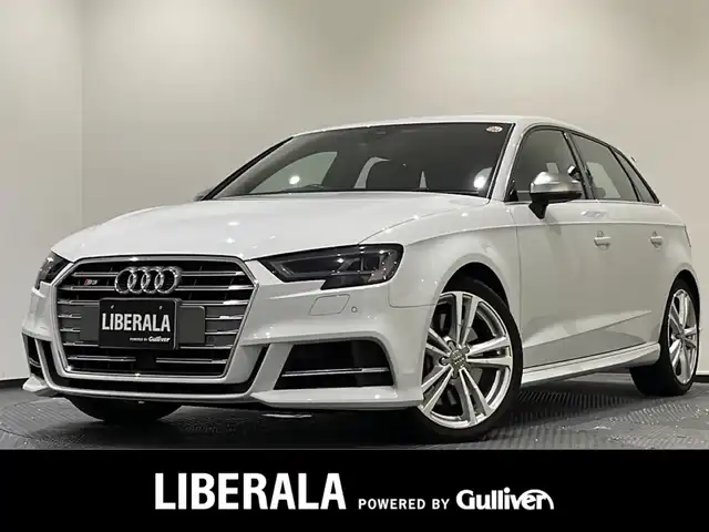 アウディ Ｓ３ スポーツバック 新潟県 2019(令1)年 3.6万km グレイシアホワイトメタリック オプション/マトリクスLEDヘッドライト/　フロントダイナミックターンインディケーター/カラードブレーキキャリパーレッド/アシスタンスパッケージ/-サイドアシスト/-アクティブレーンアシスト/-トラフィックジャムアシスト/-リヤクロストラフィックアシスト/-プレセンスベーシック/-ハイビームアシスト/主要装備/純正MMIナビ/(CD/DVD/Bluetooth.USB/フルセグTV)/バックカメラ/ETC2.0/アダプティブクルーズコントロール/ハーフレザーシート/パワーシート/シートヒーター/パドルシフト/純正18インチアルミホイール/コーナーセンサー