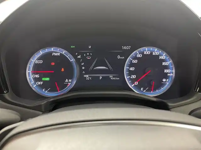 トヨタ クラウン ハイブリッド RS アドバンス 茨城県 2018(平30)年 4.6万km ホワイトパールクリスタルシャイン T-Connect SDナビゲーションシステム/Bluetooth/フルセグ/radio/CD/DVD/Blu-ray/バックカメラ/Toyota Safety Sense/・プリクラッシュセーフティー/・レーントレーシングアシスト/・レーダークルーズコントロール/・ロードサインアシスト/・アダプティブハイビームアシスト/・オートマチックハイビーム/BSM/前方ドラレコ/3眼LEDヘッドランプ/オートライト/D+N席パワーシート/D+N席シートヒーター/ステアリングヒーター