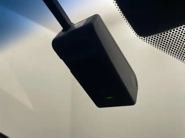 トヨタ クラウン ハイブリッド RS アドバンス 茨城県 2018(平30)年 4.6万km ホワイトパールクリスタルシャイン T-Connect SDナビゲーションシステム/Bluetooth/フルセグ/radio/CD/DVD/Blu-ray/バックカメラ/Toyota Safety Sense/・プリクラッシュセーフティー/・レーントレーシングアシスト/・レーダークルーズコントロール/・ロードサインアシスト/・アダプティブハイビームアシスト/・オートマチックハイビーム/BSM/前方ドラレコ/3眼LEDヘッドランプ/オートライト/D+N席パワーシート/D+N席シートヒーター/ステアリングヒーター