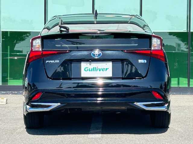 トヨタ プリウス S 和歌山県 2020(令2)年 4.9万km アティチュードブラックマイカ 社外7インチナビ/バックカメラ/衝突軽減ブレーキ/レーダークルーズコントロール/レーンディパーチャーアラート/クリアランスソナー/ETC/電動格納ミラー/LEDヘッドライト/オートライト/オートマチックハイビーム