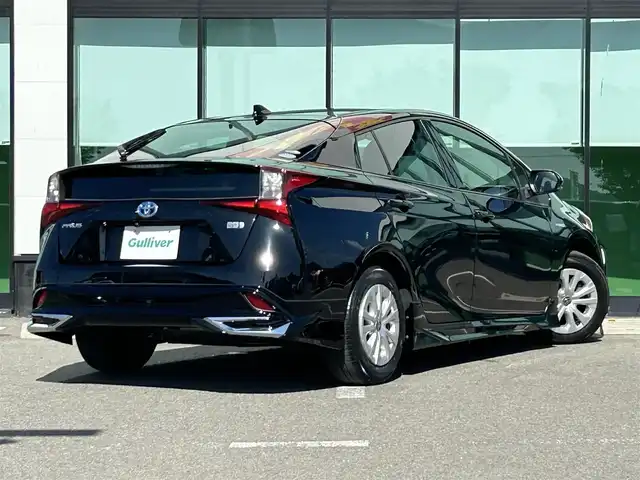 トヨタ プリウス S 和歌山県 2020(令2)年 4.9万km アティチュードブラックマイカ 社外7インチナビ/バックカメラ/衝突軽減ブレーキ/レーダークルーズコントロール/レーンディパーチャーアラート/クリアランスソナー/ETC/電動格納ミラー/LEDヘッドライト/オートライト/オートマチックハイビーム