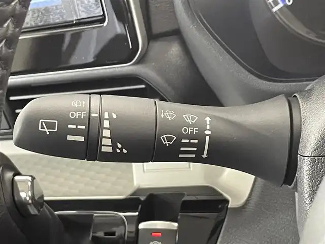 三菱 デリカミニ T プレミアム 滋賀県 2025(令7)年 0.1千km 緑Ⅱ 未使用車/純正９インチディスプレイオーディオ/Bluetooth/AppleCarPlay/AndoroidAuto/全方位カメラ/両側電動スライド/ハーフレザー/クリアランスソナー/LEDヘッドライト/オートライト/オートハイビーム/レーンキープ/シートヒーター（D/N）/ステアリングヒーター/ヒルディセントコントロール/電動パーキングブレーキ/オートブレーキホールド/DiM/衝突軽減/パドルシフト/プッシュスタート/スマートキー/ステアリングリモコン