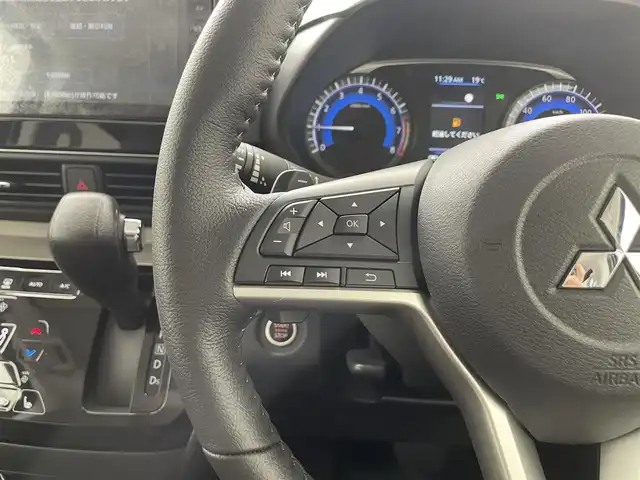 三菱 デリカミニ T プレミアム 滋賀県 2025(令7)年 0.1千km 緑Ⅱ 未使用車/純正９インチディスプレイオーディオ/Bluetooth/AppleCarPlay/AndoroidAuto/全方位カメラ/両側電動スライド/ハーフレザー/クリアランスソナー/LEDヘッドライト/オートライト/オートハイビーム/レーンキープ/シートヒーター（D/N）/ステアリングヒーター/ヒルディセントコントロール/電動パーキングブレーキ/オートブレーキホールド/DiM/衝突軽減/パドルシフト/プッシュスタート/スマートキー/ステアリングリモコン