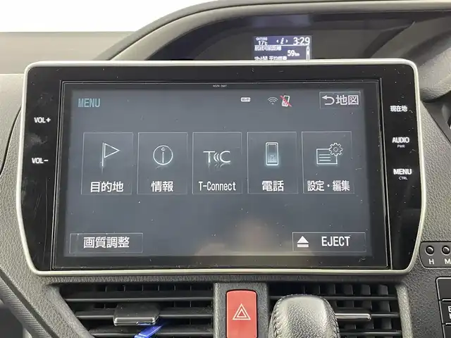 トヨタ ヴォクシー ZS 煌Ⅱ 大分県 2017(平29)年 9.2万km ブラック 純正SDナビ/（フルセグ/BT/CD/DVD）/バックカメラ/アイドリングストップ/セーフティセンスC/・プリクラッシュセーフティシステム/・レーンディパーチャーアラート/・オートマチックハイビーム/先行車発進告知機能/バックカメラ/ビルトインETC/前方ドライブレコーダー/スマートキー・プッシュスタート/両側パワースライドドア/オートライト/オートリトラミラー
