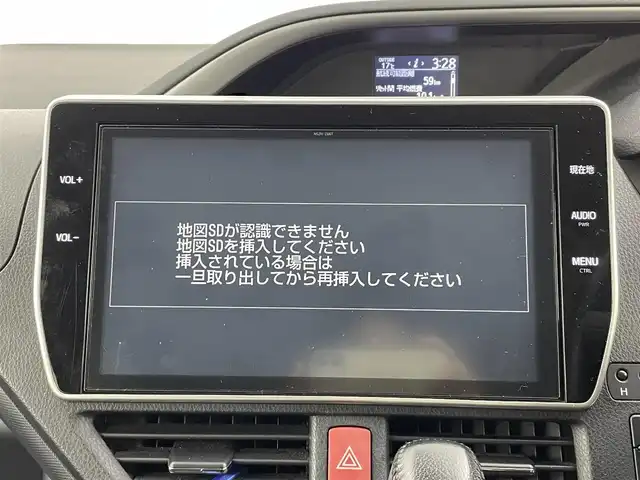 トヨタ ヴォクシー ZS 煌Ⅱ 大分県 2017(平29)年 9.2万km ブラック 純正SDナビ/（フルセグ/BT/CD/DVD）/バックカメラ/アイドリングストップ/セーフティセンスC/・プリクラッシュセーフティシステム/・レーンディパーチャーアラート/・オートマチックハイビーム/先行車発進告知機能/バックカメラ/ビルトインETC/前方ドライブレコーダー/スマートキー・プッシュスタート/両側パワースライドドア/オートライト/オートリトラミラー