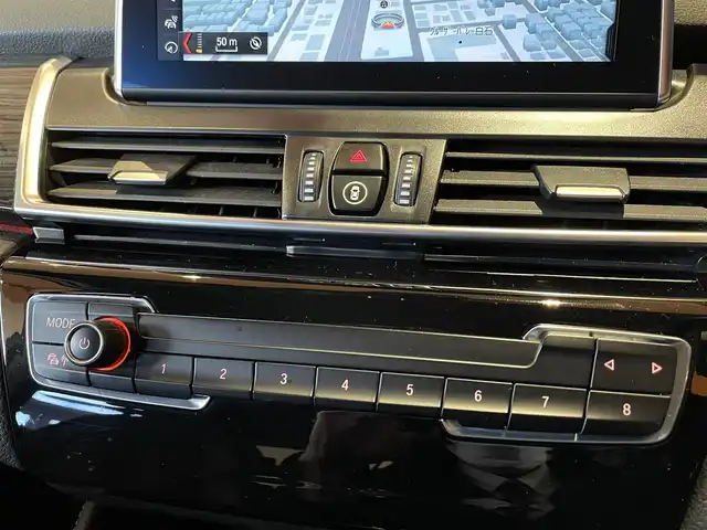 ＢＭＷ ２１８ｄ xDriveアクティブツアラー ラグジュアリー 道央・札幌 2021(令3)年 4.1万km ミネラルホワイト メタリックペイント/アドバンスドアクティブセーフティパッケージ/　・ACC/　・ヘッドアップディスプレイ/パーキングサポートパッケージ/　・リヤビューカメラ/　・PDC/　・パーキングアシスト/コンフォートパッケージ/　・オートマチックテールゲート/　・コンフォートアクセス/　・ライトパッケージ/ドライビングアシスト/LEDヘッドライト/純正HDDナビ/USB/Bluetooth/ダコタレザーシート/シートヒーター/電動フロントシート