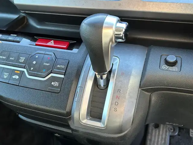 ホンダ ステップワゴン スパーダ Z インターナビセレ 栃木県 2012(平24)年 7.3万km プレミアムスパークルブラックパール 純正HDDナビ/フルセグTV/DVD/Bluetooth/MSV/純正フリップダウンモニター/バックカメラ/ETC/ドライブレコーダー/両側パワースライドドア/クルーズコントロール/アイドリングストップ/パドルシフト/スマートキー/横滑り防止装置/HIDオートライト/フォグランプ