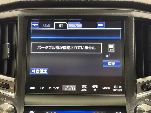 トヨタ クラウン ハイブリッド アスリートG 三重県 2013(平25)年 4.1万km ホワイトパールクリスタルシャイン ハイブリッド/FR/MTモード付フロアCVT/純正 8インチHDDナビ/（AM/FM/CD/DVD/HDDREC/USB/Bluetooth/AUX/TV）/バックガイドモニター/ドライブレコーダー前後/ビルトインETC/Toyota Safety Sense/・プリクラッシュセーフティ/・【OP】レーダークルコン*1/・【OP】インテリジェントクリアランスソナー［ICS］*1/・【OP】クリアランスソナー＆バックソナー*1/・VDIM（EBD付ABS＆VSC＆TRC＆EPS）/など/装備/・【OP】ムーンルーフ/・本革シート/・シートヒーター、ベンチレーション（D/N）/・パワーシート（D8way＋メモリー＆ランバーサポート/N4way）/・ステアリングヒーター/・雨滴感応式オートワイパー/・オートライト/・HIDヘッドランプ/・アダプティブハイビームシステム（インテリジェントAFS、ヘッドランプクリーナー付）/・左右独立オートエアコン（スイングレジスター付）/・ステアリングスイッチ/・電動チルト&テレスコピックステアリング/・プッシュスタート/・純正17inAW/・ステアリングスイッチ/・自動防眩インナーミラー/・保/取/ナビ取/・スマートキーx2、カードキーx1/・応急用スペアタイヤ/など