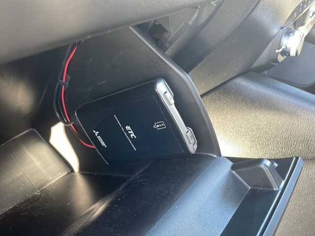 マツダ ＣＸ－５ XD プロアクティブ 三重県 2019(令1)年 4.4万km ジェットブラックマイカ 純正ＳＤナビ/前後ドラレコ/ＥＴＣ/スマートスペアキー/コーナーセンサー/パワーバックドア/レーダークルコン/シートヒーター/ステアリングヒーター/レーンキープアシスト/ＬＥＤオートライト/アイドリングストップ/TRC/ウィンカーミラー/禁煙車