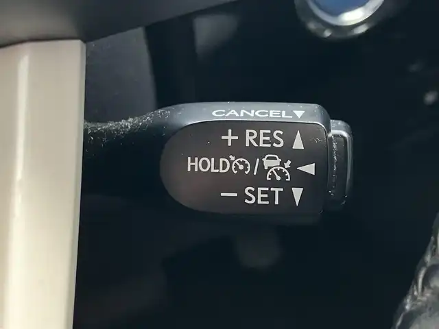 トヨタ プリウス S 道南・函館 2016(平28)年 5.5万km ダークブルーマイカM /純正ナビ//フルセグＴＶ//エンジンスターター//ドライブレコーダー//バックカメラ//クルーズコントロール//衝突軽減ブレーキ//オートハイビーム//寒冷地仕様//フロアマット//プッシュスタート//スマートキー//ＥＴＣ