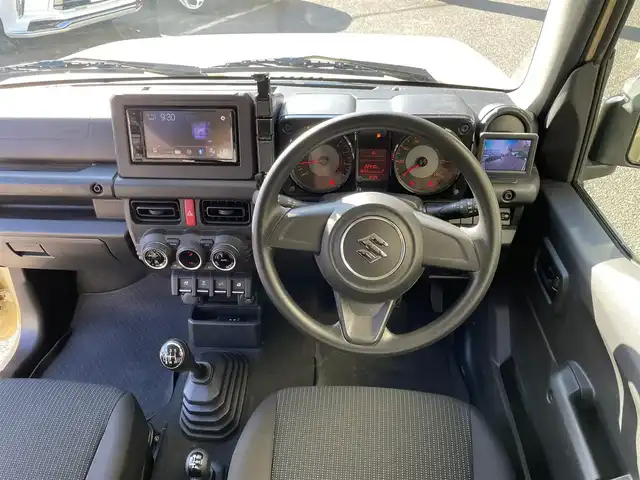 スズキ ジムニー XL 神奈川県 2019(平31)年 2.3万km シフォンアイボリーM ワンオーナー/ADVAN16インチAW/タニグチ MRSマフラー/タニグチ リフトUP/社外前後バンパー/サイドシルガード(RV4ワイルドグース)/IPFドアノブガード/5MT/社外ディスプレイオーディオ/フロントカメラ/ビルトインETC/ヒルディセントコントロール/プッシュスタート/スマートキー×2/R1/3/5/6/7年ディーラー整備記録/保証書・取説あり