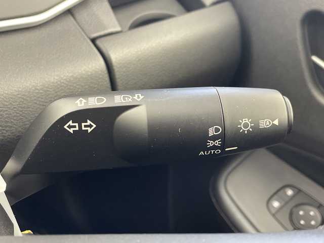 日産 ノート X 群馬県 2021(令3)年 1.6万km ビビットブルー / スーパーブラック 2トーン 純正９型ナビ　全周囲カメラ　ビルトインＥＴＣ　ＢＳＭ　ＨＤＭＩ端子　電子ミラー　ワイヤレス充電　オートハイビーム　ＬＥＤライト　前後コーナーセンサー　衝突被害軽減システム　ワンオーナー　禁煙車