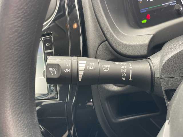 日産 ノート e－パワー X 愛知県 2017(平29)年 6万km ソニックブルー 純正ナビ/全方位カメラ/コーナーセンサー/インテリジェントミラー/レーンキープアシスト/ドライブレコーダー/エマージェンシーブレーキ/ワンセグ/CD DVD/Bluetooth/ステアリングスイッチ/スマートキー/プッシュスタート