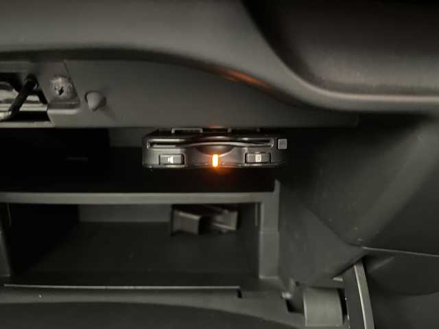 日産 ノート e－パワー X 愛知県 2017(平29)年 6万km ソニックブルー 純正ナビ/全方位カメラ/コーナーセンサー/インテリジェントミラー/レーンキープアシスト/ドライブレコーダー/エマージェンシーブレーキ/ワンセグ/CD DVD/Bluetooth/ステアリングスイッチ/スマートキー/プッシュスタート