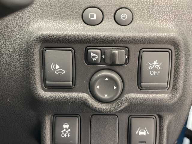 日産 ノート e－パワー X 愛知県 2017(平29)年 6万km ソニックブルー 純正ナビ/全方位カメラ/コーナーセンサー/インテリジェントミラー/レーンキープアシスト/ドライブレコーダー/エマージェンシーブレーキ/ワンセグ/CD DVD/Bluetooth/ステアリングスイッチ/スマートキー/プッシュスタート