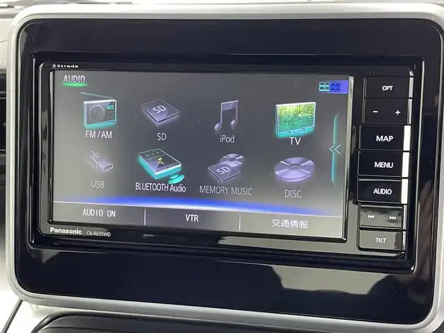 スズキ スペーシア ギア HYBRID XZ 熊本県 2019(平31)年 3.9万km オフブルーメタリック/ガンメタリック2トーンルーフ ワンオーナー/両側パワースライドドア/バックカメラ/パナソニック7インチSDナビCN-RE05WD（CD/DVD/BT/iPod）/ETC/ルーフレール/後ろのみコーナーセンサー/衝突被害軽減システム/レーンキープアシスト/横滑り防止装置/盗難防止装置/シートヒーター/純正フロアマット/社外１４インチAW/オートライト/LEDヘッドライト/スマートキー/プッシュスタート/スペアキー1本/保証書/取扱説明書