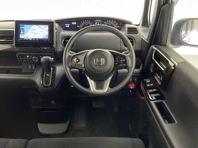ホンダ Ｎ ＢＯＸ カスタム G L ホンダセンシング 宮崎県 2019(平31)年 1.4万km ミラノレッド 禁煙車/ホンダセンシング/社外ナビTV/（CN-E300D/CD/Bluetooth/FMAM/ワンセグTV)/社外バックカメラ/純正14インチアルミ/純正ビルトインETC/純正エアロ/純正ルーフエンドスポイラー/純正LEDオートライト/純正LEDフォグ/純正フロアマット/両側電動スライドドア/アダプティブクルーズコントロール/レーンディパーチャーアラート/クリアランスソナー/ウインカードアミラー/オートエアコン/スマートキー/プッシュエンジンスタート/スペアキー