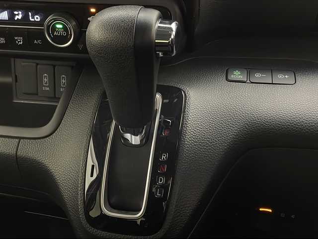ホンダ Ｎ ＢＯＸ カスタム G L ホンダセンシング 宮崎県 2019(平31)年 1.4万km ミラノレッド 禁煙車/ホンダセンシング/社外ナビTV/（CN-E300D/CD/Bluetooth/FMAM/ワンセグTV)/社外バックカメラ/純正14インチアルミ/純正ビルトインETC/純正エアロ/純正ルーフエンドスポイラー/純正LEDオートライト/純正LEDフォグ/純正フロアマット/両側電動スライドドア/アダプティブクルーズコントロール/レーンディパーチャーアラート/クリアランスソナー/ウインカードアミラー/オートエアコン/スマートキー/プッシュエンジンスタート/スペアキー