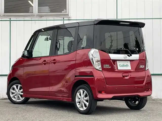 日産 デイズ ルークス ハイウェイスターX 山梨県 2019(令1)年 4万km スパークリングレッド/ブラック bluetoothナビ/全方位社外カメラ/ETC/前後ドラレコ/衝突被害軽減システム/横滑り防止装置/オートマチックハイビーム/片側パワースライドドア/アイドリングストップ/LEDヘッドライト/純正アルミホイール/純正フロアマット/取扱説明書/保証書
