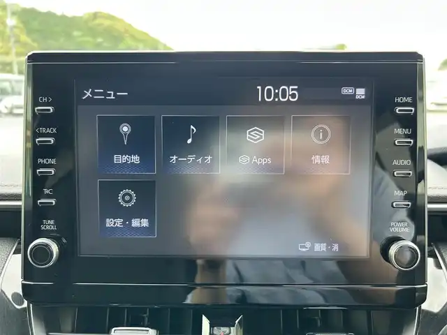 トヨタ カローラツーリング ダブルバイビー 愛媛県 2020(令2)年 3.8万km ホワイトパールクリスタルシャイン 純正ディスプレイオーディオ/・Bluetooth/・USB/・FM/AM/・Miracast/ビルトインETC/バックカメラ/前後コーナーセンサー/スペアキー/ブラインドスポットモニター/レーダークルーズコントロール/純正１７インチアルミホイール/革巻きステアリング/ステアリングスイッチ/フォグランプ/オートライト/オートマチックハイビーム/電動サイドブレーキ/ブレーキホールドスイッチ/ヘッドライトレベライザー/純正フロアマット/ドアバイザー