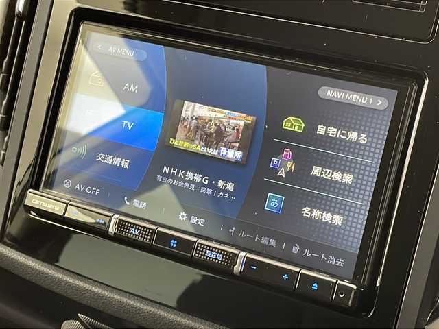スバル フォレスター ハイブリッド X－ブレイク 新潟県 2021(令3)年 5.6万km クリスタルホワイトP 衝突軽減ブレーキ/レーンキープアシスト/レーダークルーズコントロール/ブラインドスポットモニター/社外ナビ/フルセグTV/車外カメラ（バック/サイド/フロント）/ETC/ドライブレコーダー/電動リアゲート/全席シートヒーター/ステアリングヒーター/パドルシフト/デジタルインナーミラー/ルーフレール/ナノイーエアコン/オートライト/LEDヘッドライト/プッシュスタート/純正フロアマット