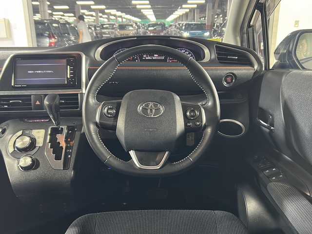 トヨタ シエンタ G 福岡県 2017(平29)年 5.9万km ブラックマイカ 両側パワースライドドア/メモリナビＢｌｕｅｔｏｏｔｈ　ＣＤ　ＤＶＤ　ＳＤ　/ＥＴＣ　/バックカメラ　/ドアバイザー　/アイドリングストップ　/プッシュスタートボタン　/スマートキー