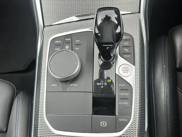 ＢＭＷ ３２０ｄ xDrive Mスポーツ 愛知県 2020(令2)年 4.2万km アルピンホワイトⅢ コンフォートパッケージ/　パワーバックドア/　ストレージパッケージ/　　(TYPE-C対応USB/トランク内収納ネット)/10.25インチナビ付インフォメーションディスプレイ/　 (AppleCarPlay対応)/ユピテル３６０度ドラレコ/ＥＴＣ２．０/全周囲カメラ/追従型クルーズコントロール/ブラインドスポットモニター/半革シート（シートヒーター付）/前席パワーシート/Ｍスポーツ１８インチＡＷ